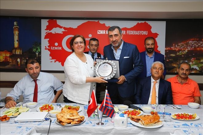 Mardinlilerden Pekdaş´a fahri hemşerilik beratı