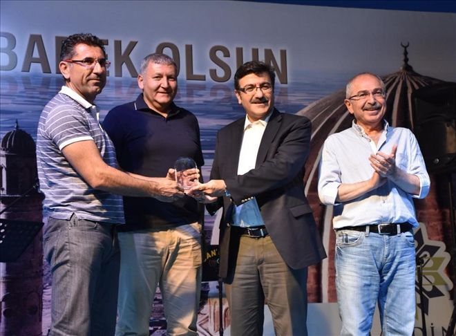 Mova Park´tan 3 bin Kişiye İftar Yemeği