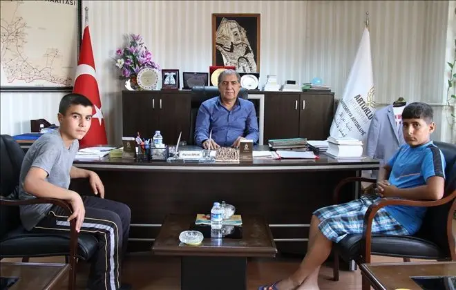 Sosyal medyadan başkanlık makamına uzanan g&ouml;r&uuml;şme