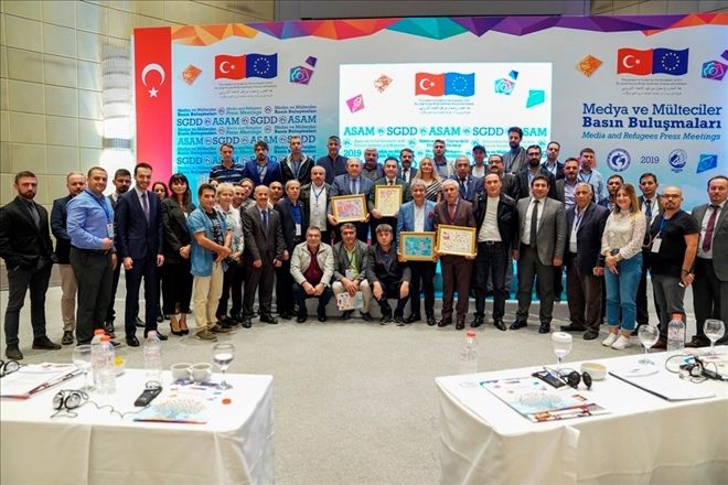 Medya ve Mülteciler Basın Buluşmaları İzmir´de gerçekleştirildi