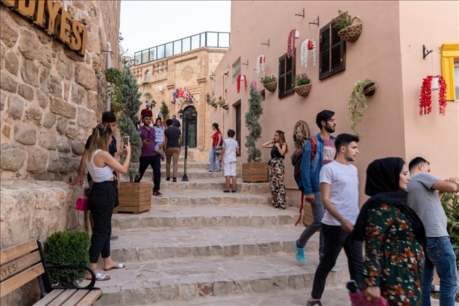 Artuklu Belediyesi Tarihi Mirasa  Sahip Çıkıyor