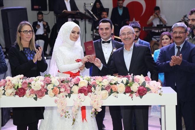 Kaymakam Musa Kazım Çelik, Savcı Sabah Ademhan ile evlendi.