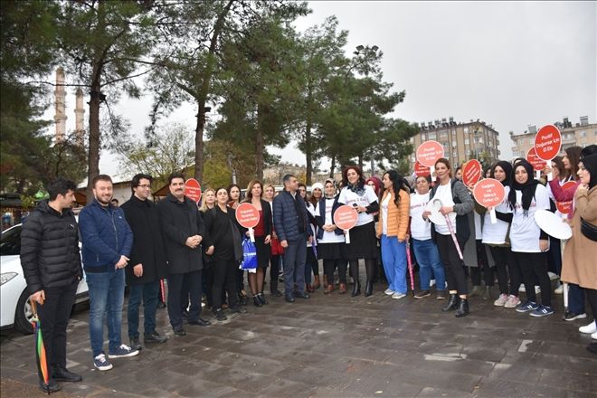 MARDİN´DE GEBE OKULU FARKINDALIK YÜRÜYÜŞÜ DÜZENLENDİ