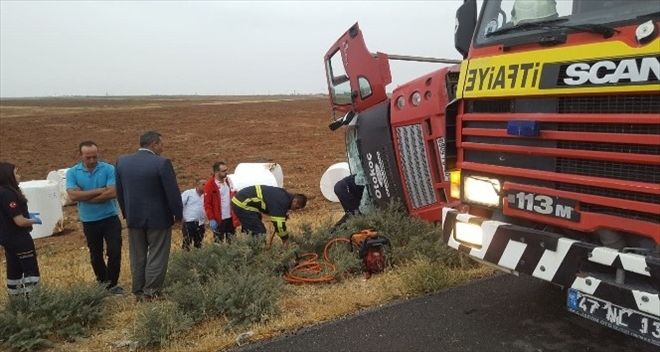 Sıkışan yolcuyu itfaiye ekipleri kurtardı