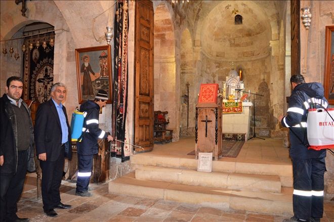 Kilise Ve Manastırlar Temizleniyor.