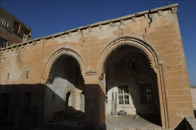 Bizans Döneminden Kalma Tarihi Bina Tehlikede