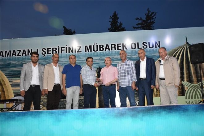 Dicle Un Sanayiciler Derneğinden İftar Yemeği