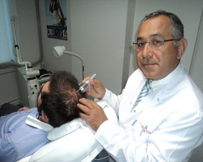 Türk doktordan saç ekiminde telkari yöntemi