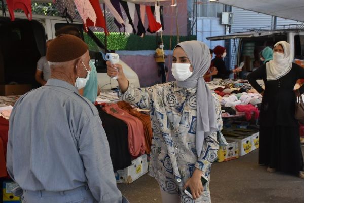 DARGEÇİT'TE VATANDAŞLARA MASKE DAĞITILDI