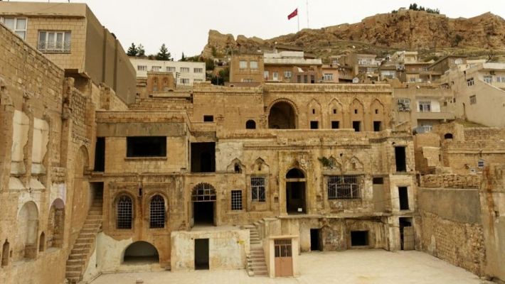 Mardin'in altın sarısı taş evleri