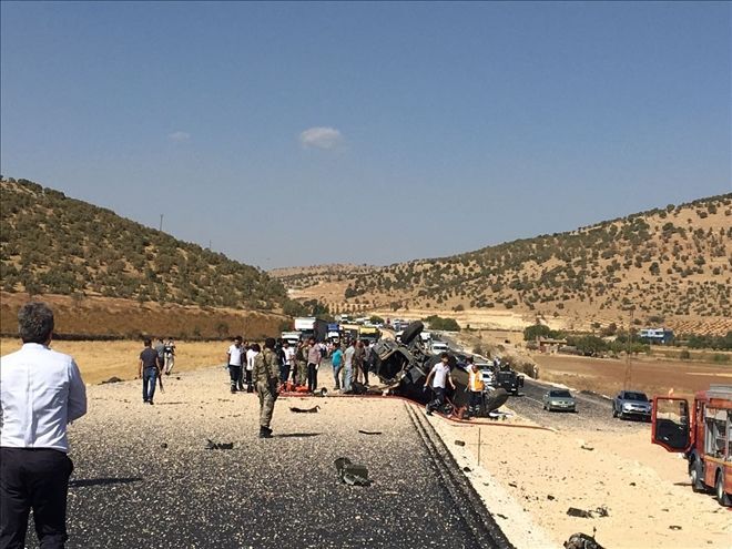 Mardin´de askeri aracın geçişinde patlama