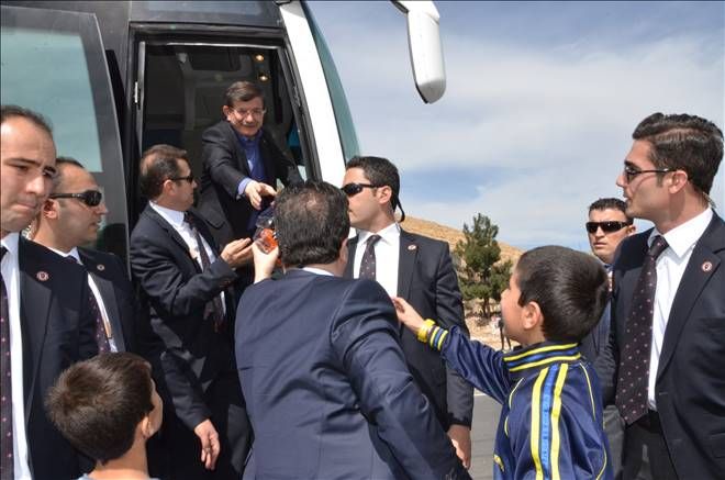 Başbakan Davutoğlu, Mardin`e geldi