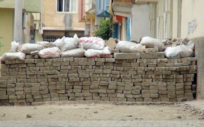 İki ilçede sokağa çıkma yasağı sürüyor