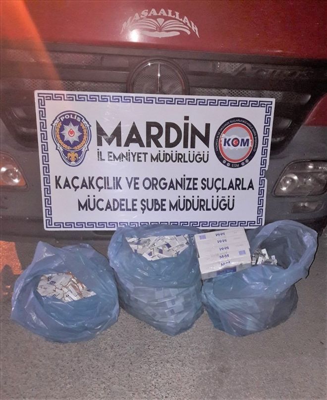 Mardin´de Tır Dorselerinden Kaçak Sigara Çıktı.