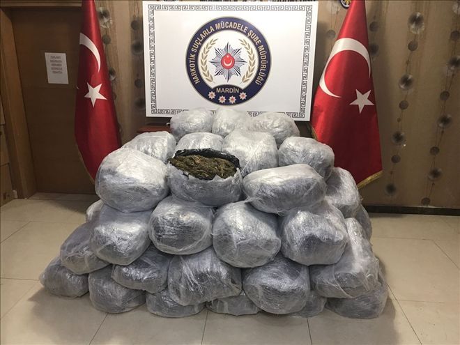 İpekyolu´nda 320 kilo esrar ele geçirildi