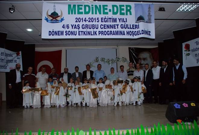 Cennet Gülleri Öğrencilerinden Yıl Sonu Etkinliği