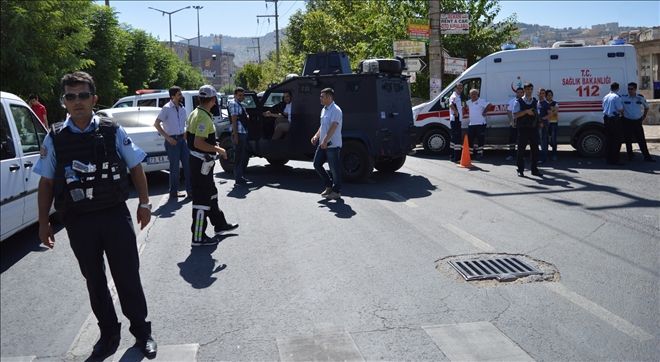 Bomba Sanılan  Çantada Giysi Çıktı