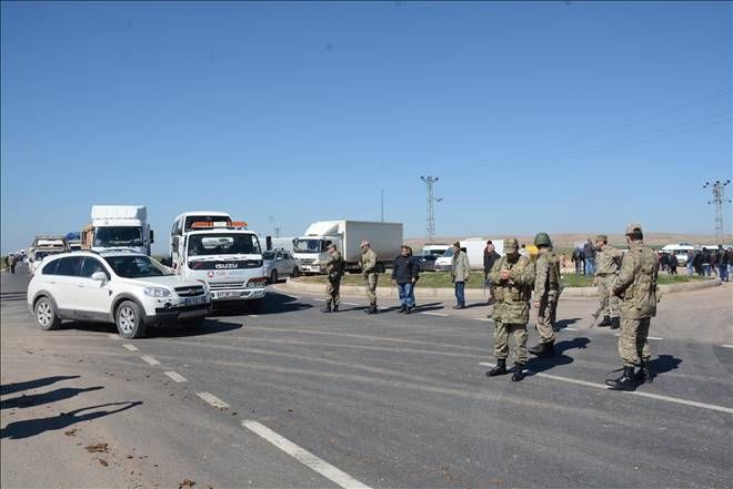 Mardin`de "elektrik kesintisi" protestosu