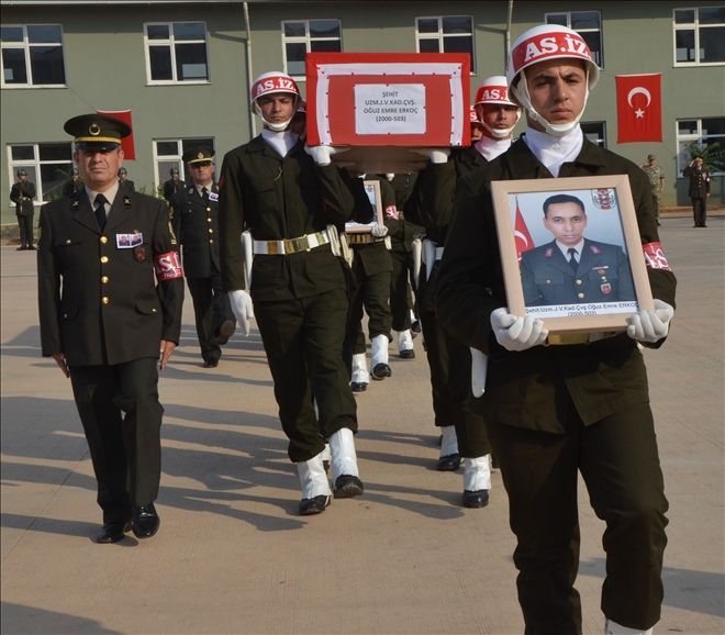 Derik Şehitlerini uğurladı             .