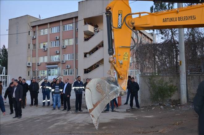 Belediyeden elektrik atağı