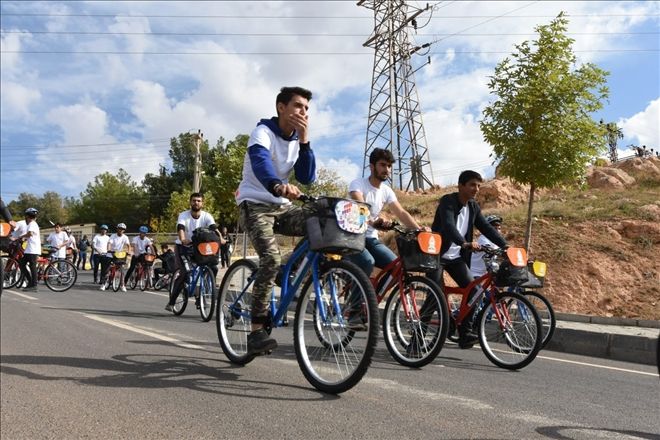 Tarihi Artuklu ilçesinde kardeşliğe pedal çevrildi