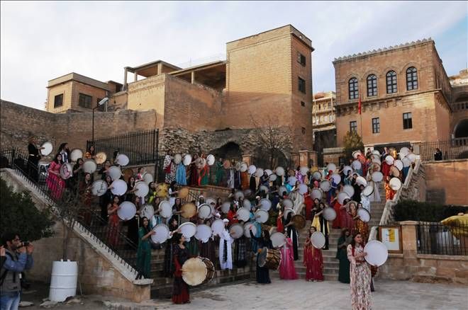 Mardin`de &quot;Dünya Kadın Yürüyüşü&quot; etkinliği