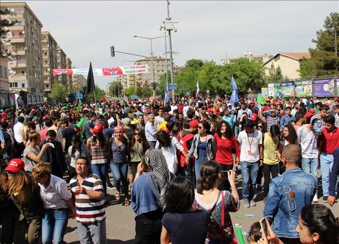 Diyarbakır, Batman ve Mardin´de 1 Mayıs kutlamaları