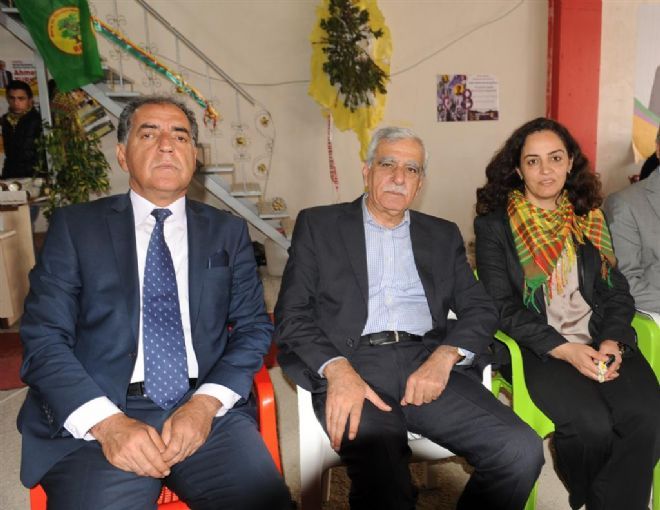 Mardin&#039;de BDP, STK ve Basınla Bir Araya Geldi