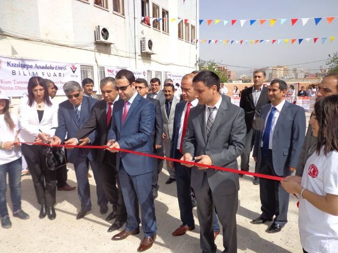 Kızıltepe Anadolu Lisesi`nde Bilim Fuarı Açıldı