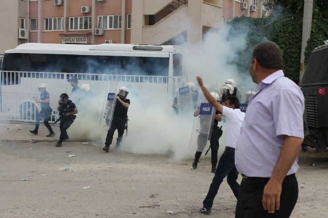 Mardin`de Çiftçiler'den Eylem