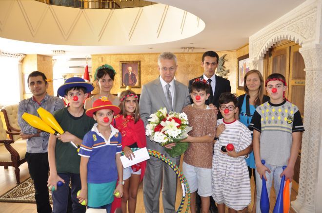 Sirk Okulu öğrencileri  Taşkesen'i  ziyaret etti.