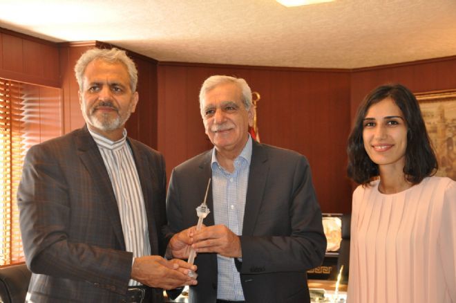 İran Büyükelçisinden Türk'e makamında ziyaret