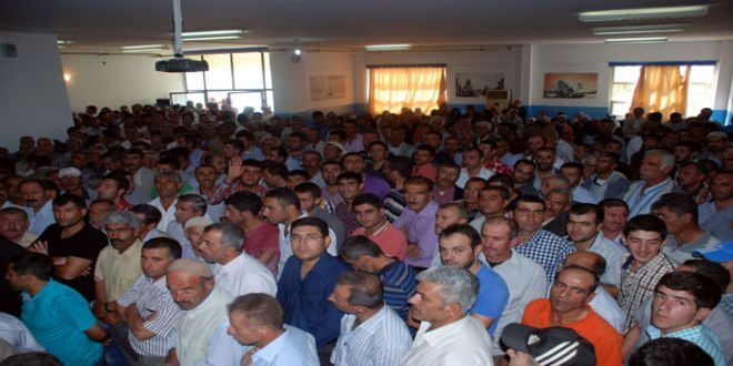 Midyat'ta Yüzlerce Vatandaş, İş başvurusu için bekledi