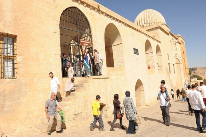 Bayramda Sokaklar Turistlerin