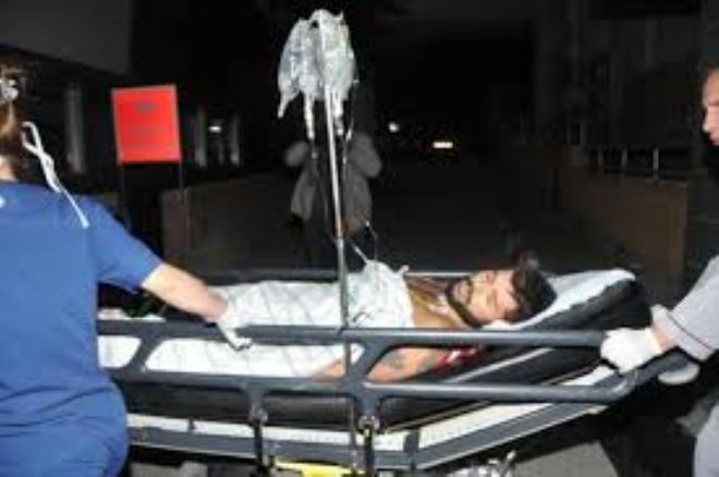 Midyat&#039;ta 24 yalındaki genç bıçakla yaralandı