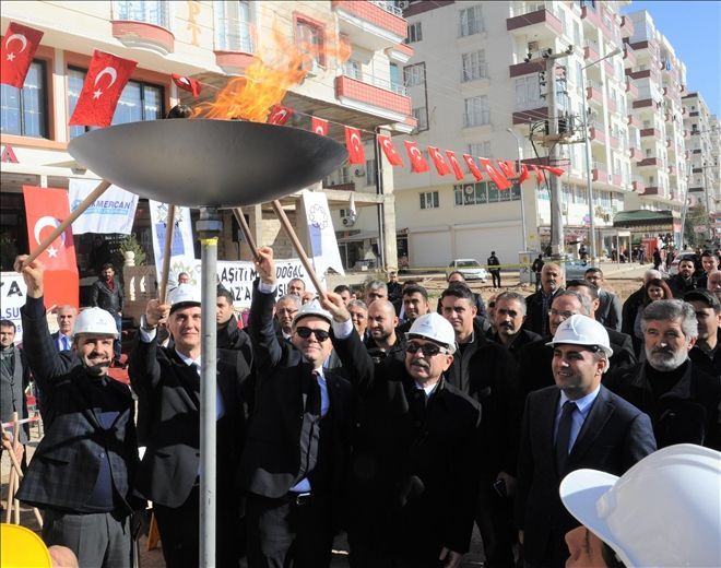 Mardin´de  Doğalgaz Meş´alesi Yakıldı