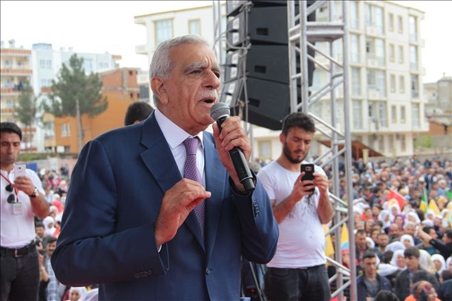 Ahmet Türk: ?Referandumda verilecek oyların tarih önünde sorumluluğu çok büyük?