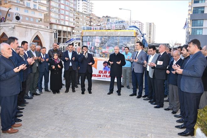 İdlibli çocukların ayakları ısınacak