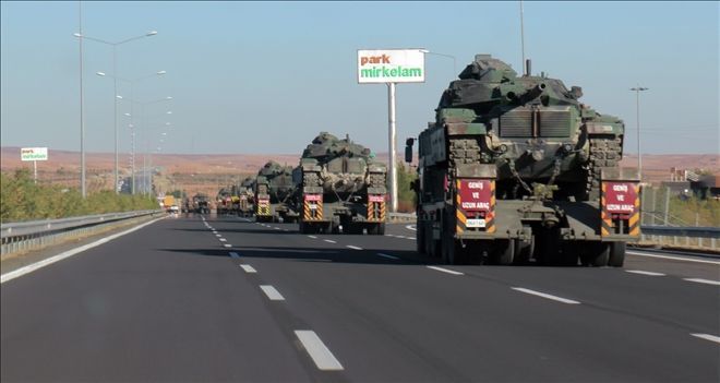 Askeri konvoy Mardin´i geçti