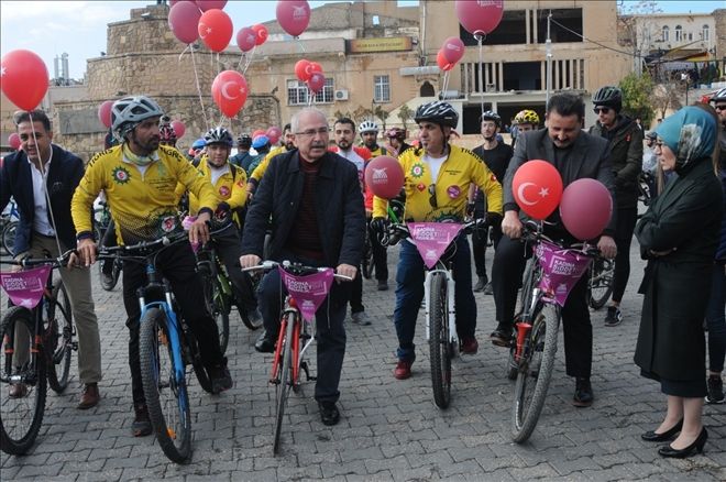 Mardin´de kadına şiddete karşı pedal çevrildi