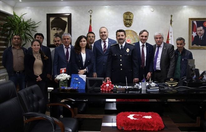 Mardin´de Gazeteciler, Polis Gününü Kutladı..