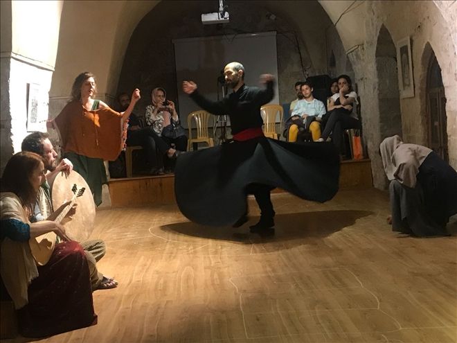 Türk ve İranlı Sanatçılardan MezopArt Performansı,