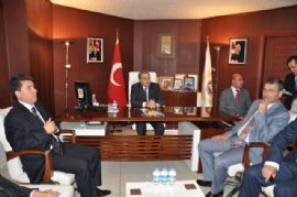 İçişleri Bakanı Güler, Mardin Belediyesi`ni ziyaret etti