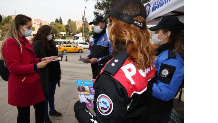 Mardin&#039;de Polis, kadına şiddete hayır dedi