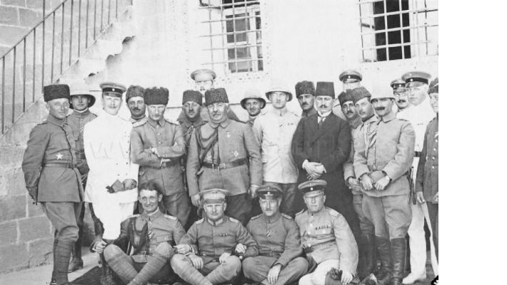 Atatürk'ün Kaldığı Konak kaderine terk edildi