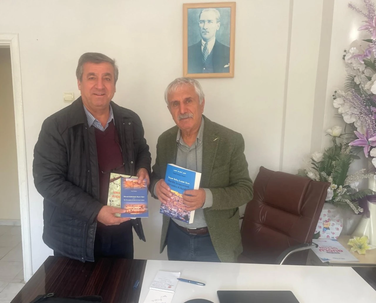 Araştırmacı-Yazar Beğtaş&rsquo;tan &Ccedil;elik&rsquo;e 3 Kitap