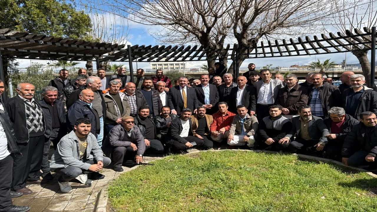 Başkan Hamidi&rsquo;den İzmir &Ccedil;ıkarması: G&ouml;n&uuml;l K&ouml;pr&uuml;leri G&uuml;&ccedil;leniyor