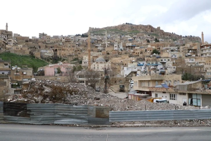 Beton Binalar Yıkılıyor, Tarihi Doku Ortaya Çıkıyor