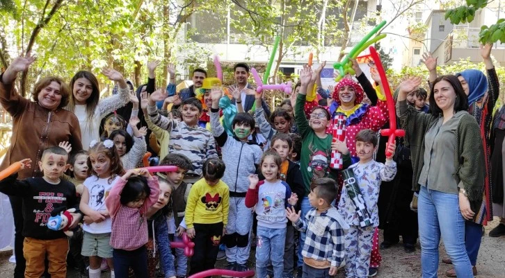 Çocuk Bayramında Mülteci ve Yerel  Çocuklar Elele
