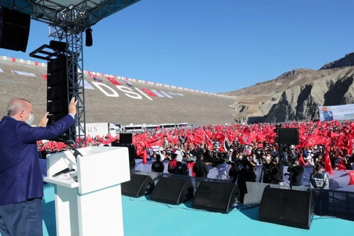 Cumhurbaşkanı Erdoğan: "Ilısu Barajı Türkiye'ye Yıllık 3 Milyar Liralık Katkı Sağlayacak"